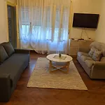 Cristian Apartment Near Old Town
